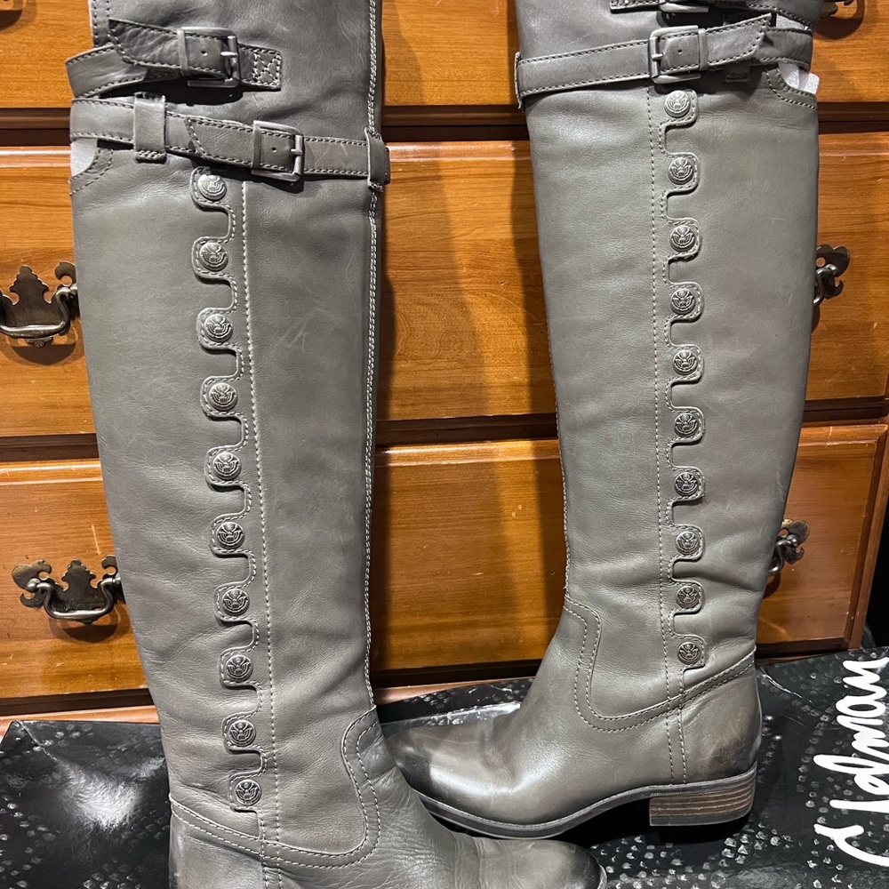Over the knee Boots
